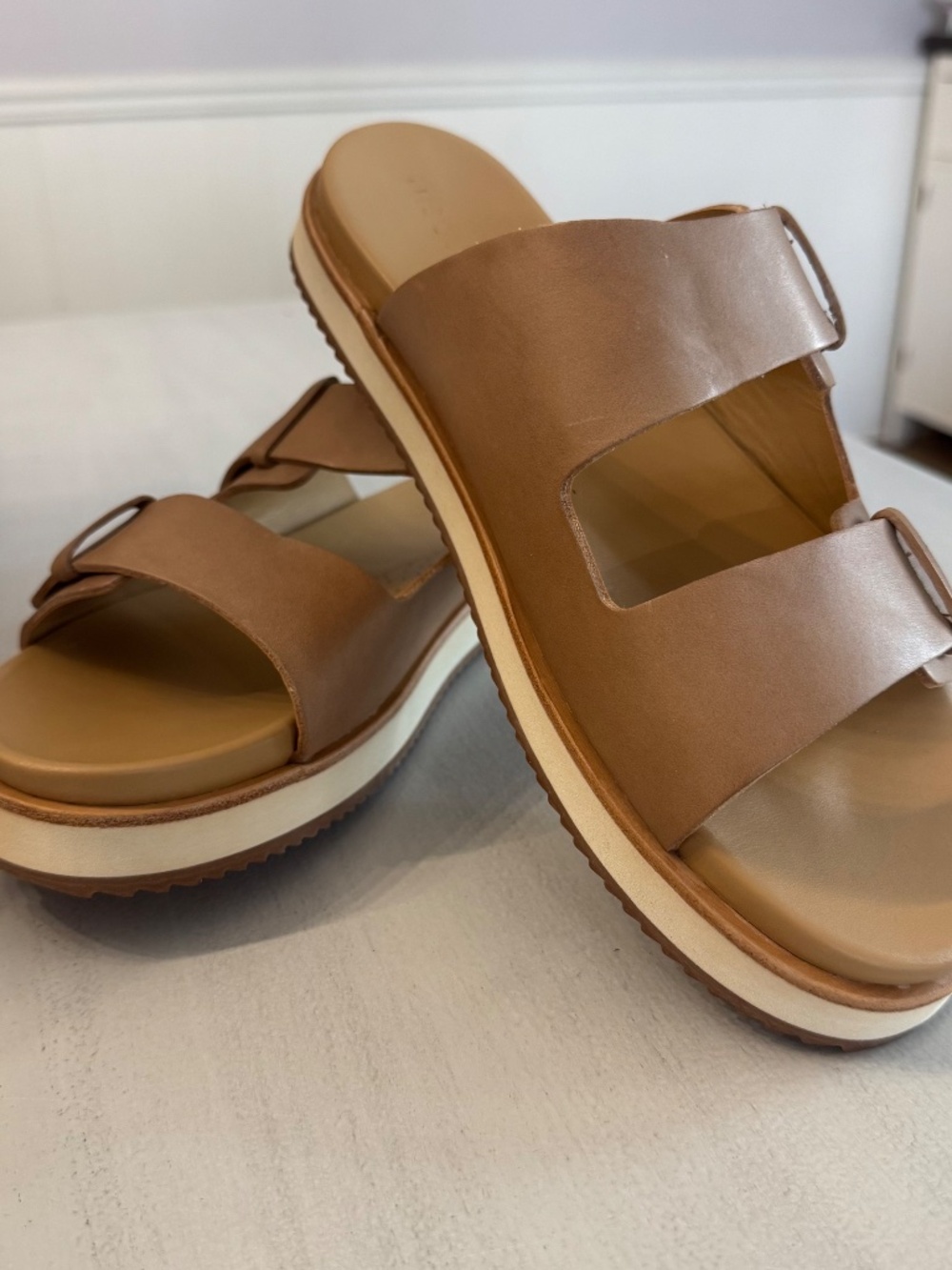 Nisolo Ella Go-To Flatform Slide Women's Almond Leather Sandals Sz 9 NIB - Picture 2 of 14